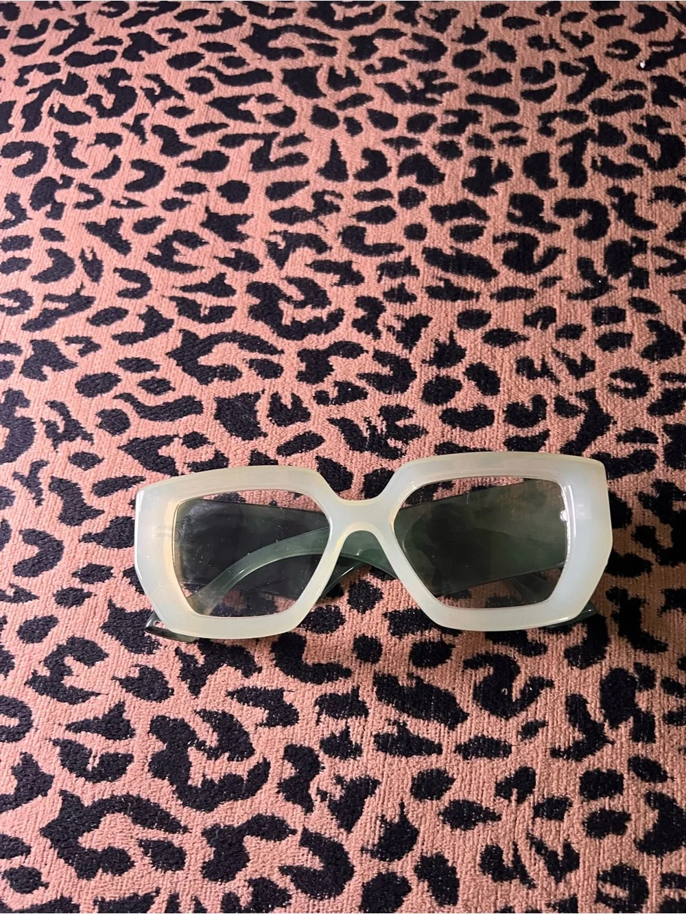 Green Thick Frame Blue-Light Glasses — Never Worn 👓🤎